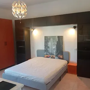 Quarantola